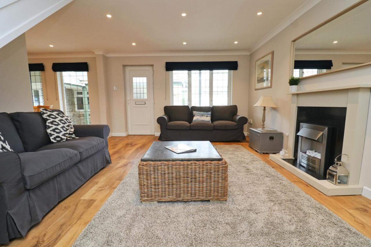 By The Beach Cottage, Dogs Welcome Saint Merryn Exterior foto